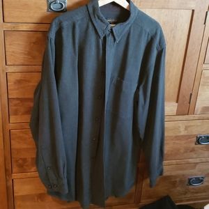 Woolrich Outdoor Company Green Shirt